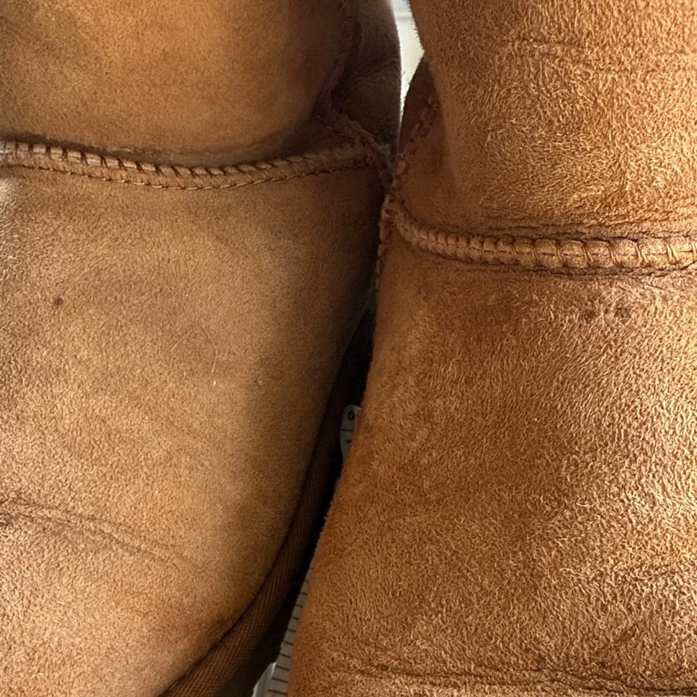 UGG Women's Classic Tall Winter Boot Size 6 - Chestnut Brown